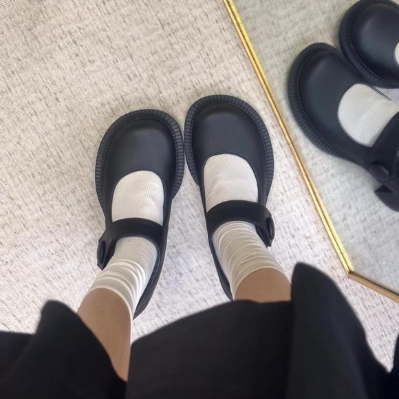 Maison Martin Margiela Shoes - Maison Margiela black Mary Jane pumps